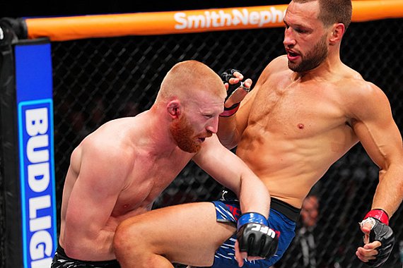 Reinier de Ridder Calls Out Sean Strickland After UFC Des Moines Win