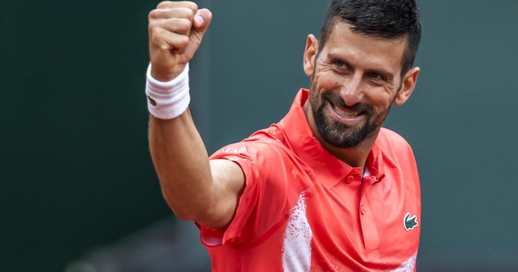 Djokovic rejoint Hurkacz en finale
