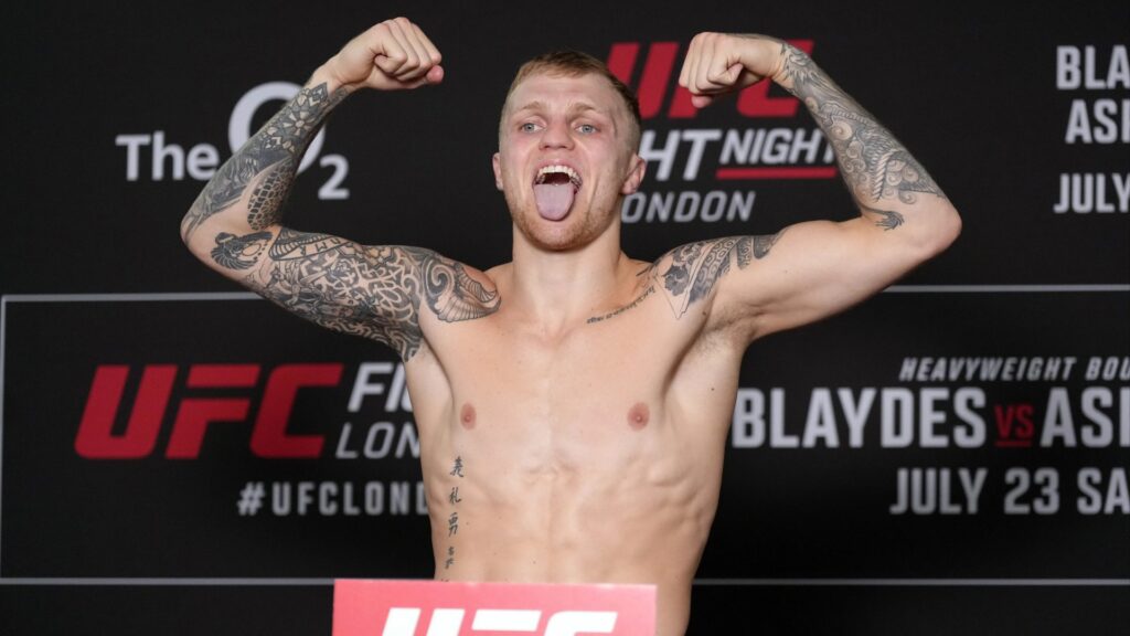 Welsh UFC star Mason Jones vows to ‘dismantle’ Conor McGregor’s ex-rival: ‘I’m faster, I’m stronger’