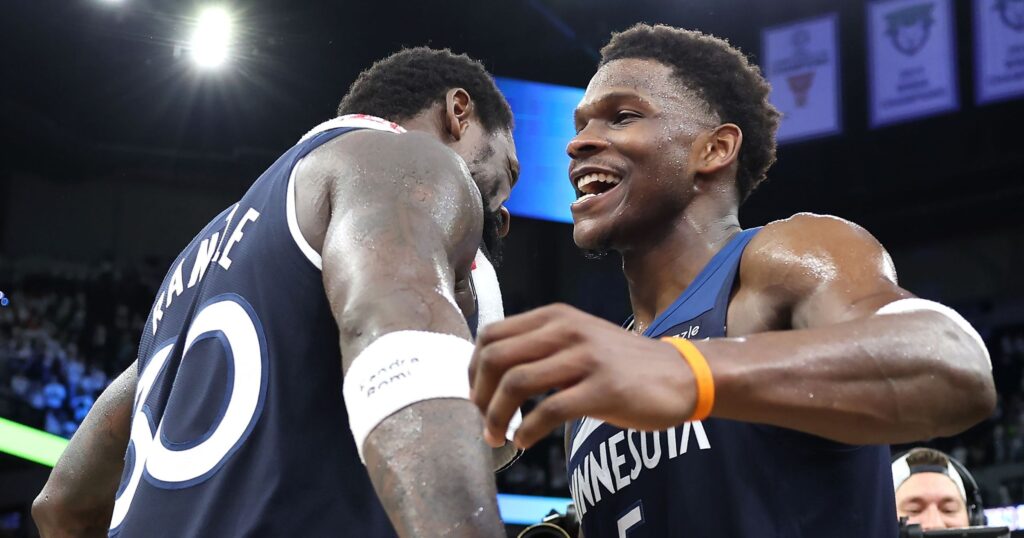 NBA : Antony Edwards et les Timberwolves réagissent et infligent au Thunder sa plus lourde défaite (143-101) et relancent la série