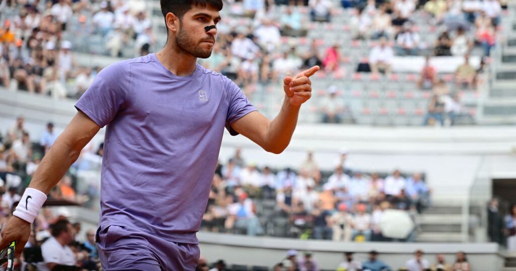 Masters 1000 Rome – Carlos Alcaraz vient à bout de Karen Kachanov (6-3, 3-6, 7-5) et file en quarts de finale