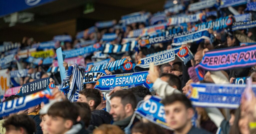 Espanyol-Barça – Une voiture fonce dans la foule avant le match de la 36e journée de Liga : Une dizaine de blessés légers