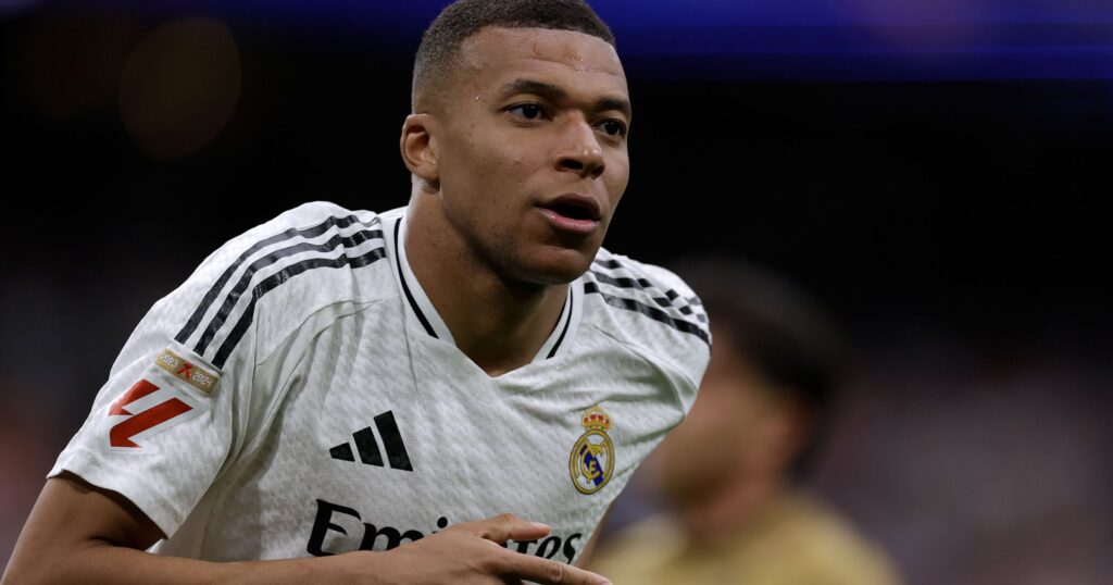 Coupe du monde des clubs 2025 -Kylian Mbappé, absent lors de Real Madrid-Al Hilal, hospitalisé pour une gastro-entérite aiguë