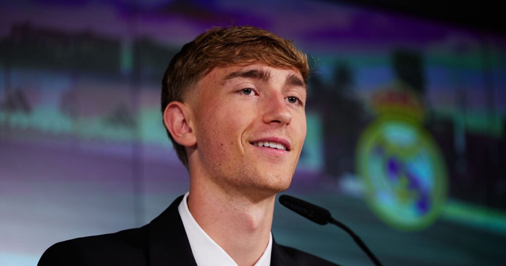 Transferts – Pour Dean Huijsen, sa signature au Real Madrid est “le meilleur jour de sa vie”