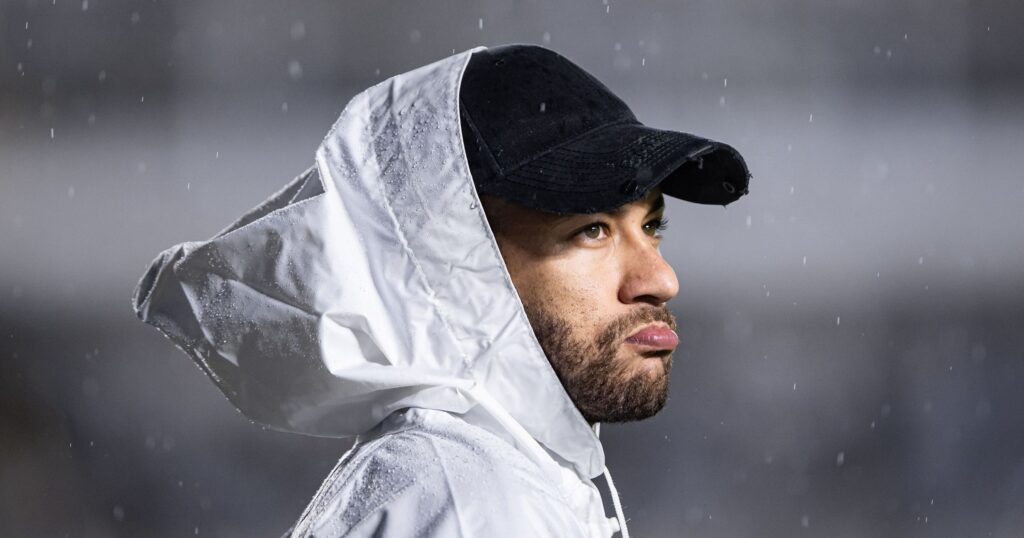 Mercato I Neymar, retour en Europe ? “Des clubs disputant la Ligue des champions sont intéressés”, assure son père