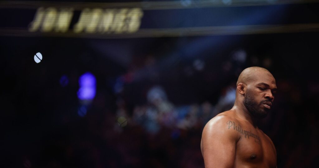 Retraite de Jon Jones – Docteur ‘Bones’ et Mister Jon, les deux face d’une légende