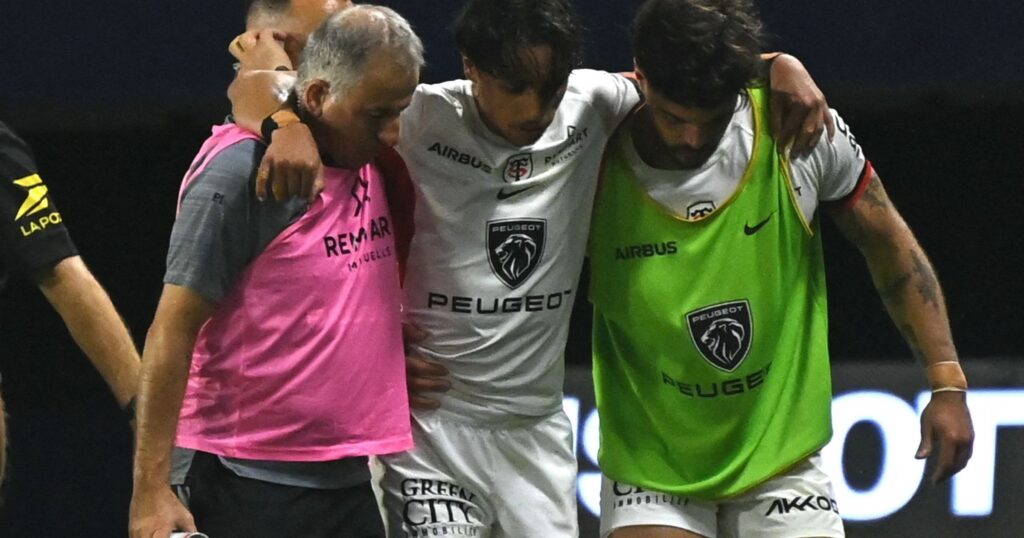 Top 14 I Stade Toulousain I Fin de saison pour le Toulousain Ange Capuozzo, victime d’une fracture du péroné
