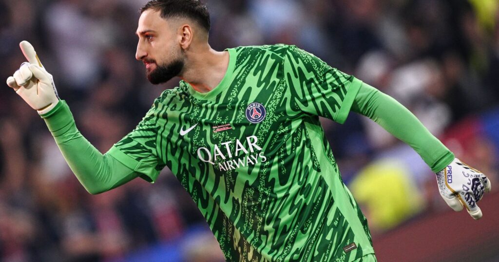 Mercato – Gianluigi Donnarumma (PSG) pisté par Manchester City et United : “Je ne le vois pas coller aux exigences de Guardiola”