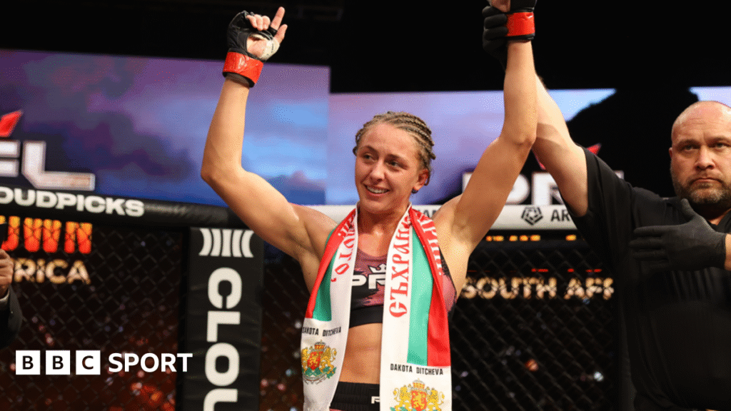 PFL Africa: Dakota Ditcheva encolhe os ombros da mão ferida para vencer Sumiko Inaba por decisão