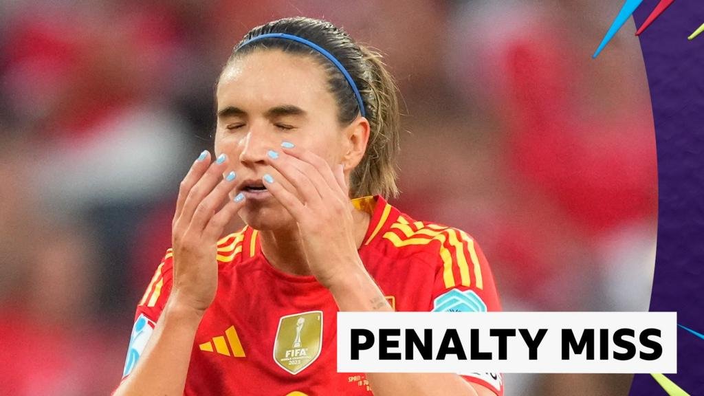 Caldentey perde a penalidade precoce para a Espanha