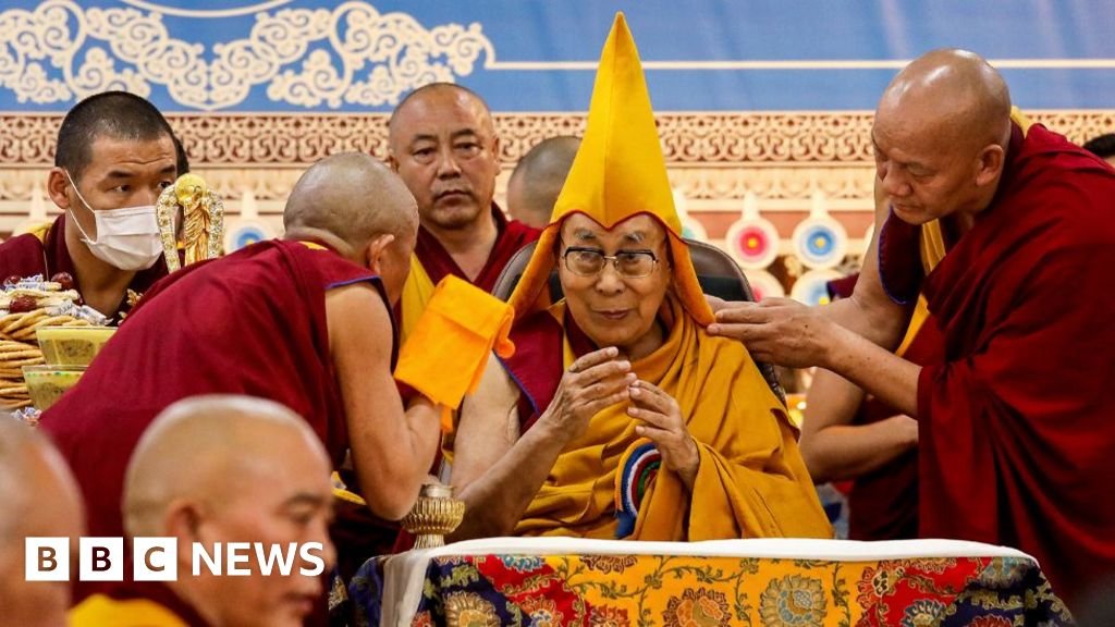 O líder espiritual tibetano revelará o plano de sucessão quando ele faz 90 anos?